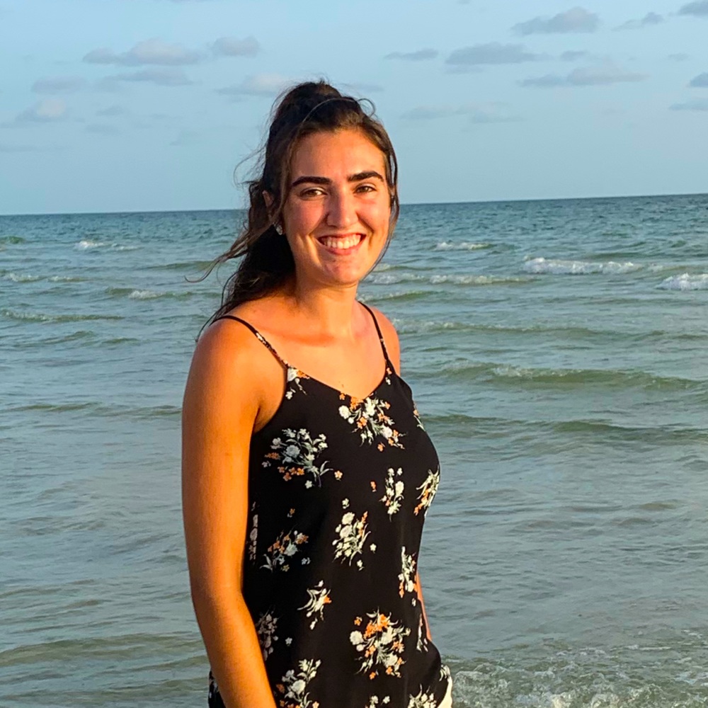 Meet your Posher, Angelina